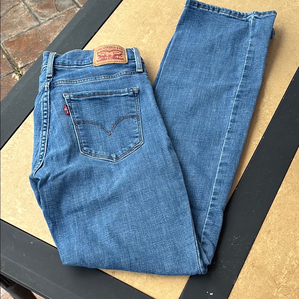Levi's Blue Bootcut  Jeans Classic Style